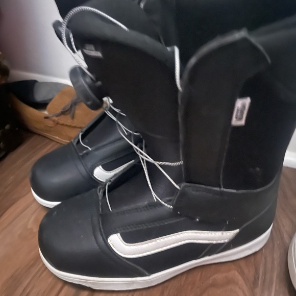 Vans Aura OG Snowboard Boot 2023 - Picture 2 of 4